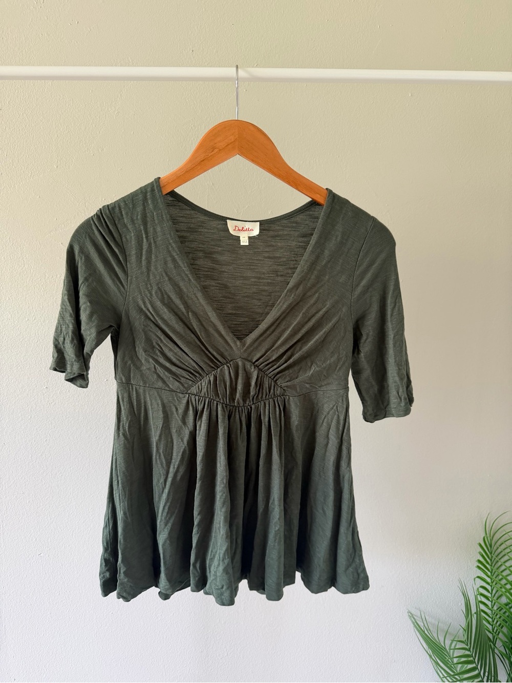 Anthropologie Deletta green top blouse size XS